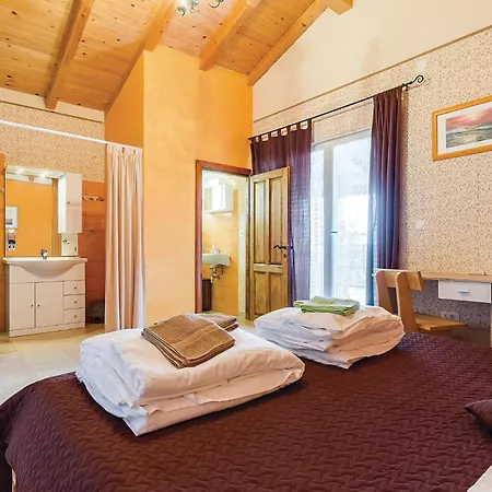 Amazing Home In Rezanci With Wifi Holiday home Rezanci