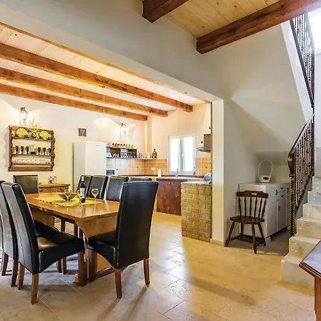 Amazing Home In Rezanci With Wifi Rezanci