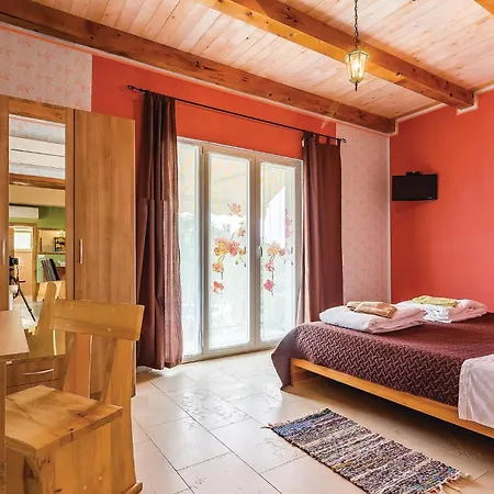 Amazing Home In Rezanci With Wifi Rezanci