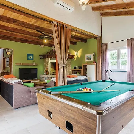 Amazing Home In Rezanci With Wifi Rezanci