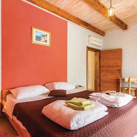 Holiday home Amazing Home In Rezanci With Wifi