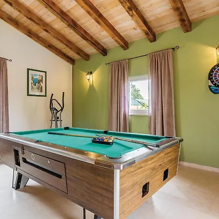 Amazing Home In Rezanci With Wifi Holiday home Rezanci