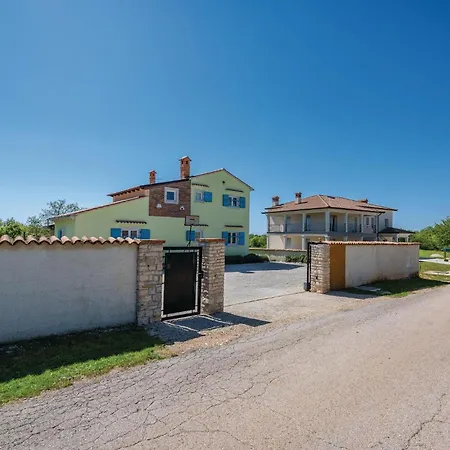 Amazing Home In Rezanci With Wifi Rezanci