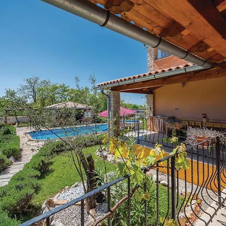 Amazing Home In Rezanci With Wifi * Rezanci