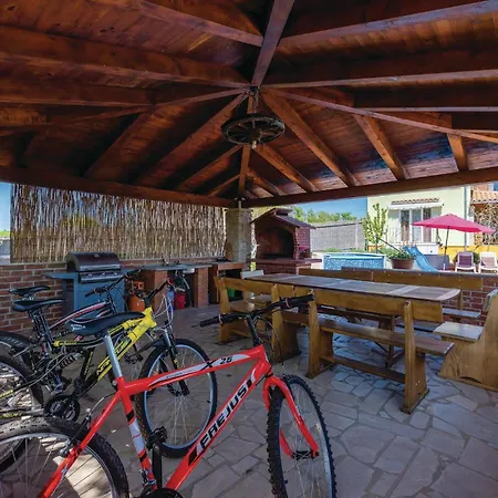Holiday home Amazing Home In Rezanci With Wifi